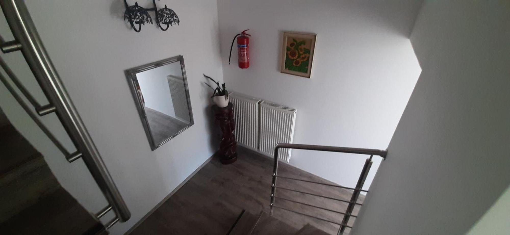 Ancsi Apartmanház Balatonlelle Exterior foto