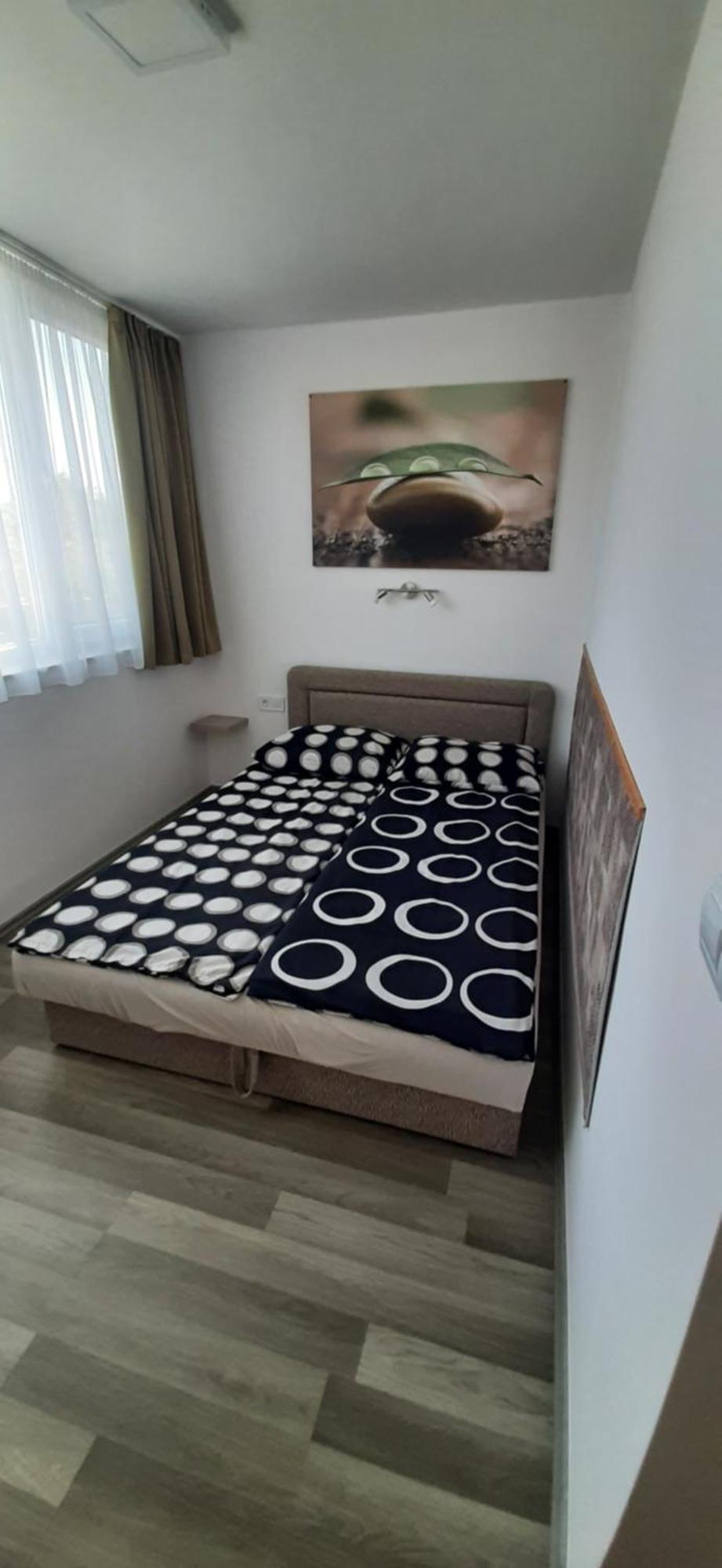 Ancsi Apartmanház Balatonlelle Exterior foto