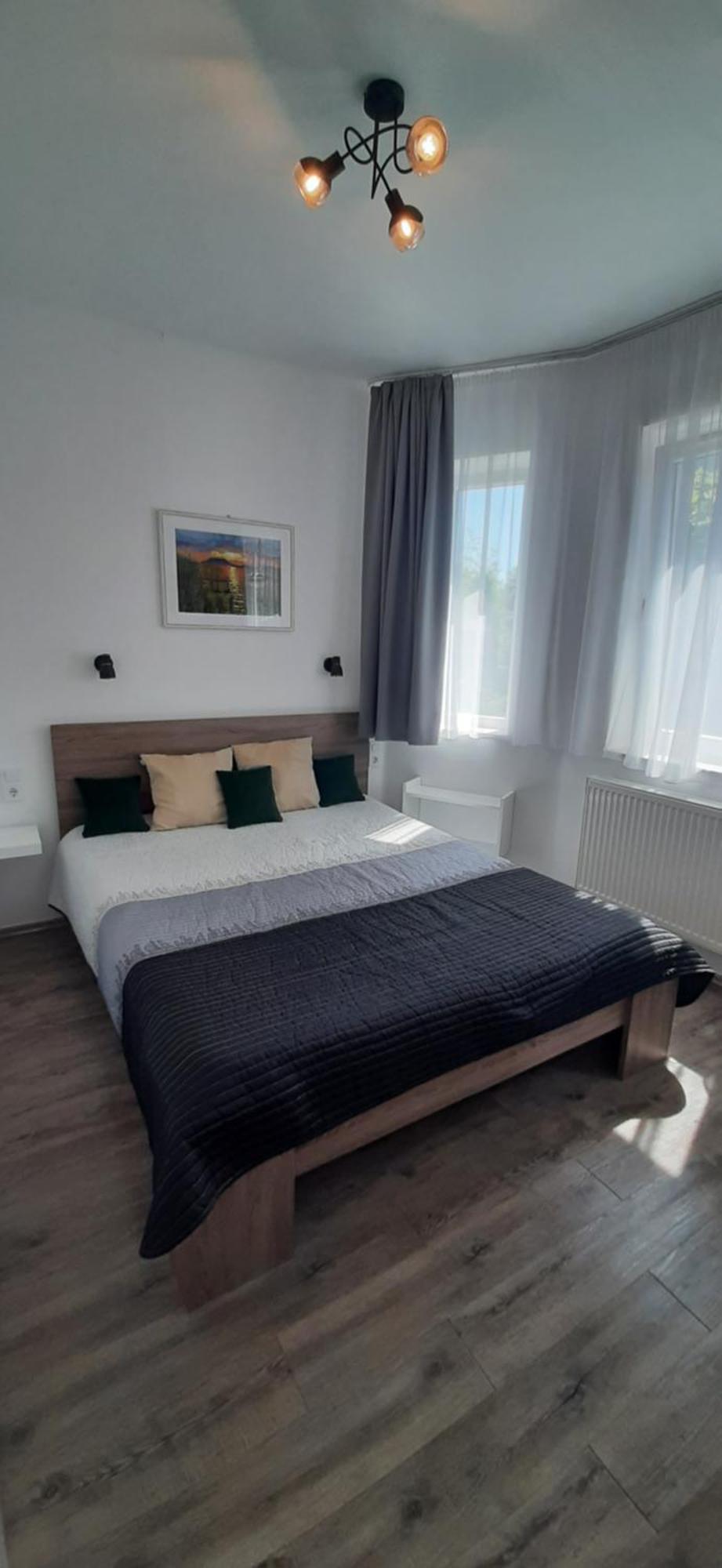 Ancsi Apartmanház Balatonlelle Exterior foto