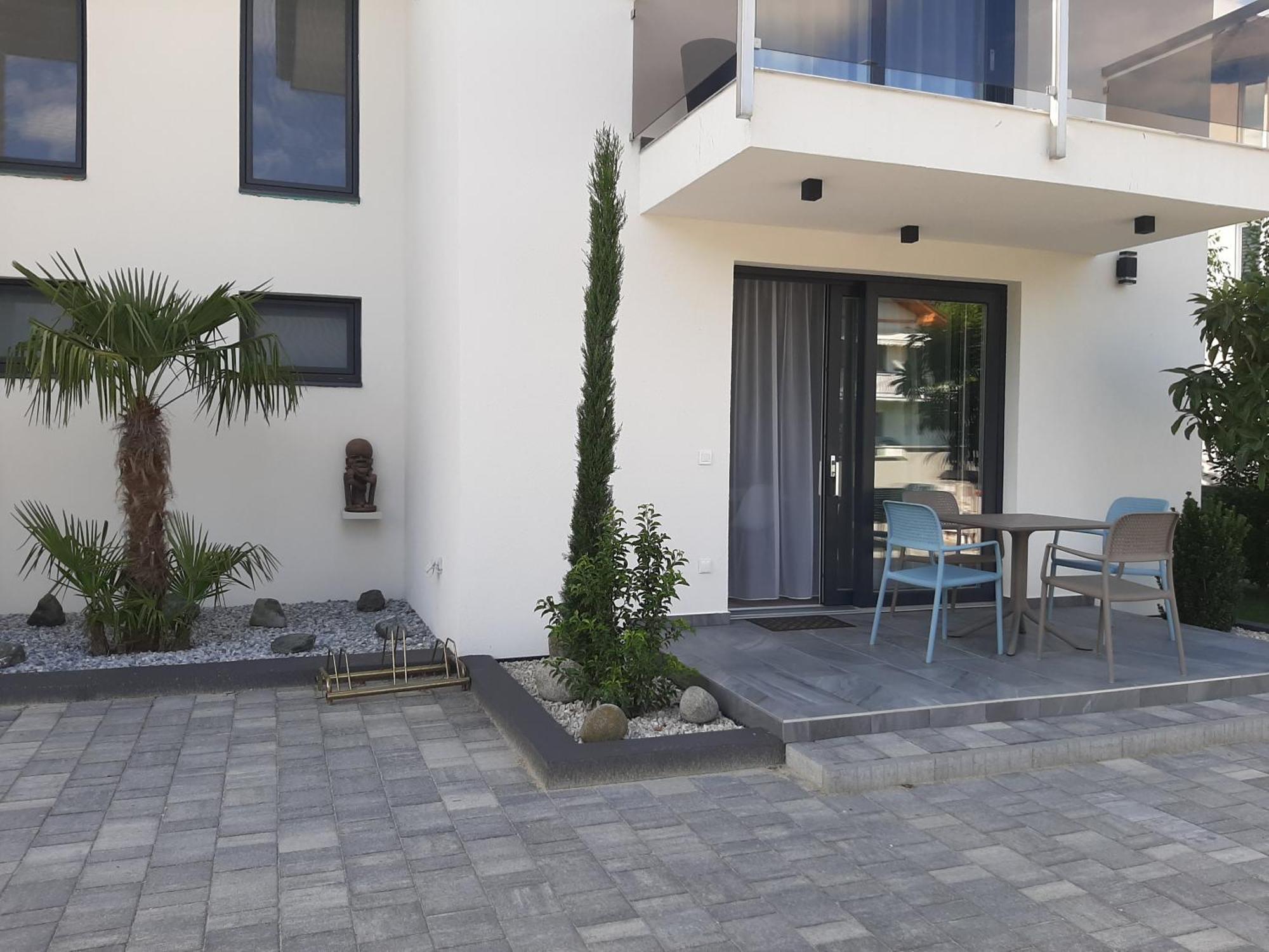Ancsi Apartmanház Balatonlelle Exterior foto