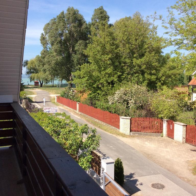 Ancsi Apartmanház Balatonlelle Exterior foto